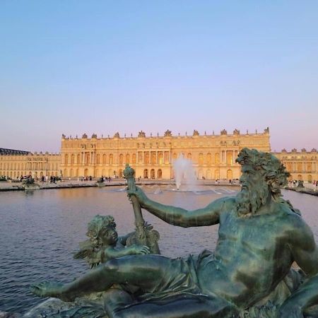 Superbe Appartement Avec Jardin Proche Versailles Saint-Cyr-lʼÉcole Exteriör bild