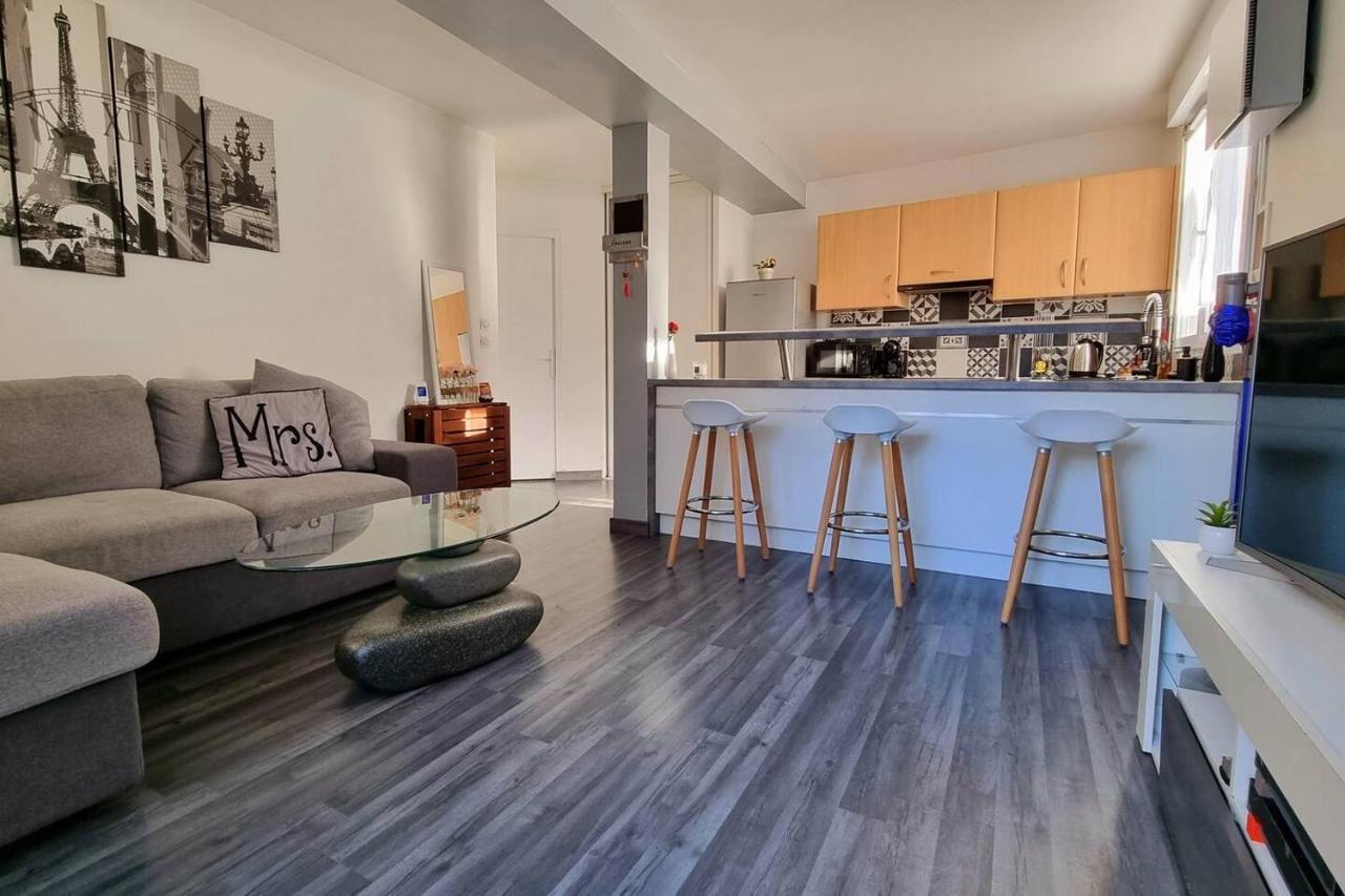 Superbe Appartement Avec Jardin Proche Versailles Saint-Cyr-lʼÉcole Exteriör bild