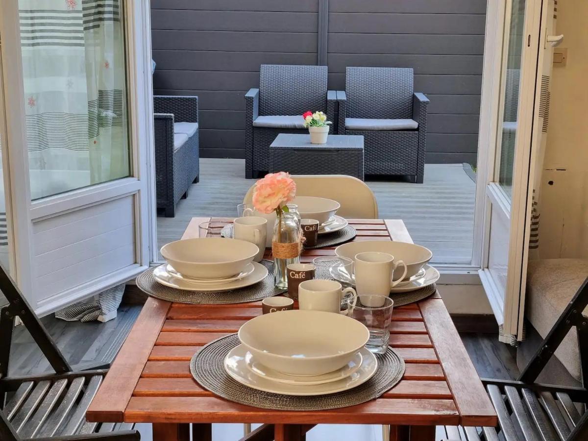 Superbe Appartement Avec Jardin Proche Versailles Saint-Cyr-lʼÉcole Exteriör bild