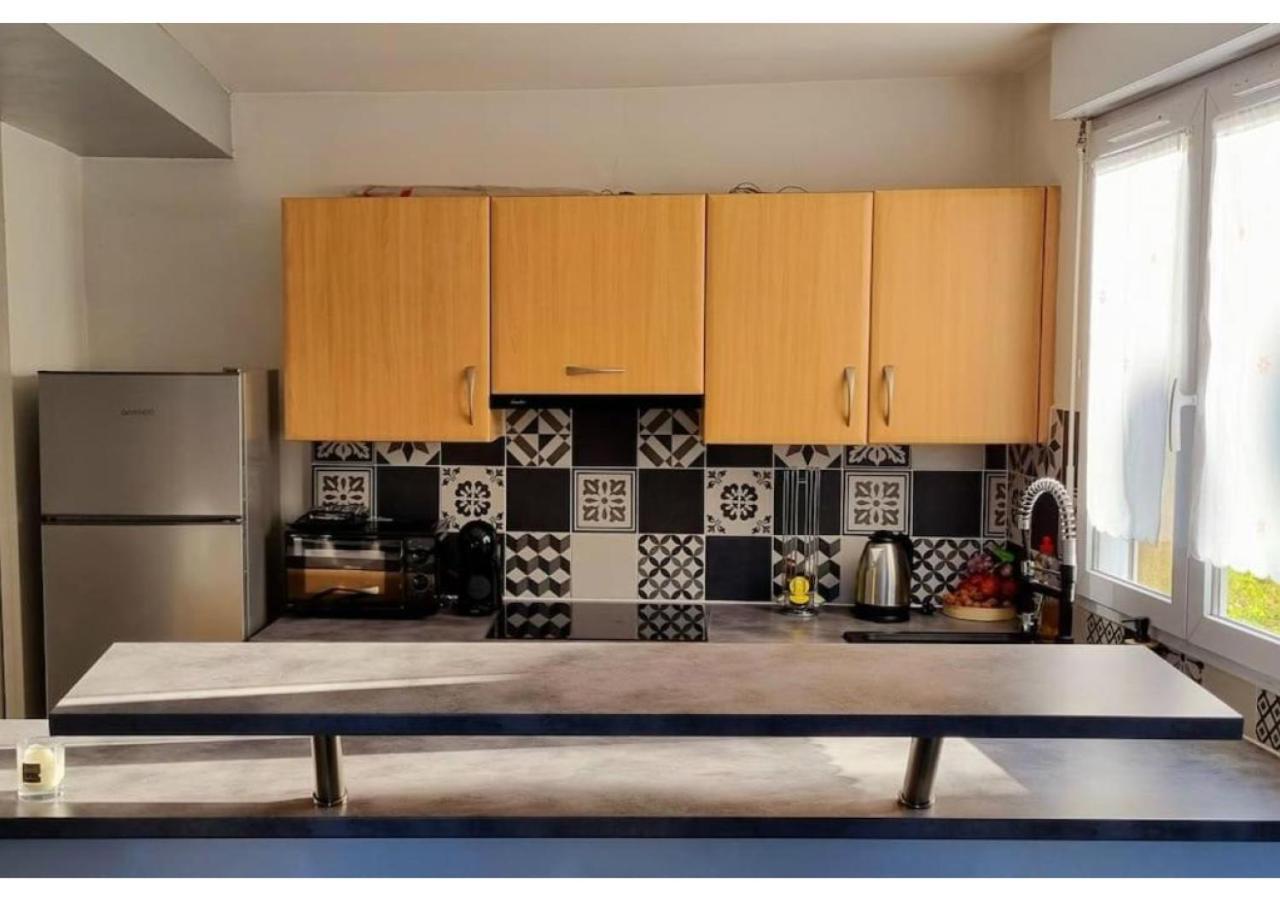 Superbe Appartement Avec Jardin Proche Versailles Saint-Cyr-lʼÉcole Exteriör bild